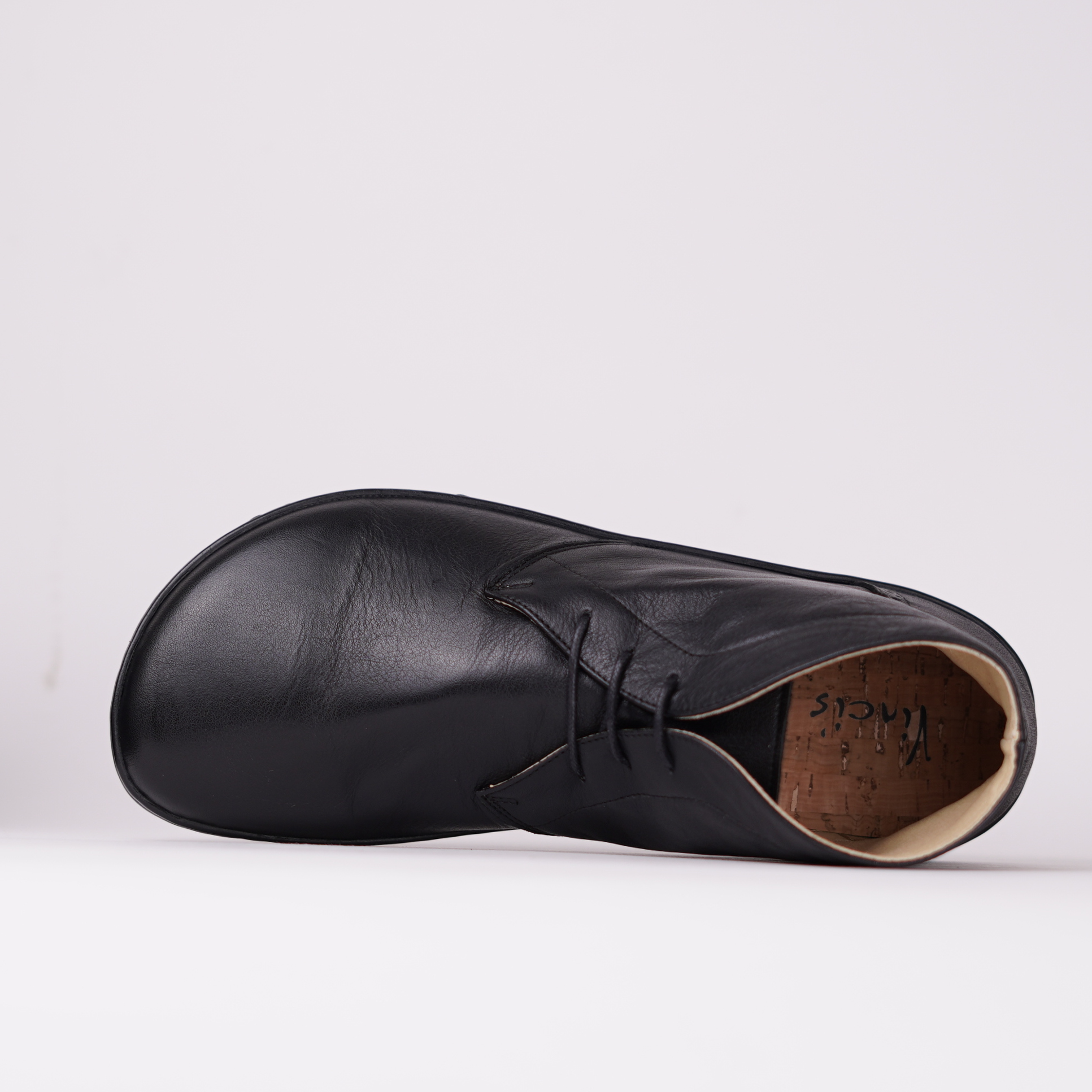 NOMAD black smooth leather - Barefoot Chukka Boot Herren
