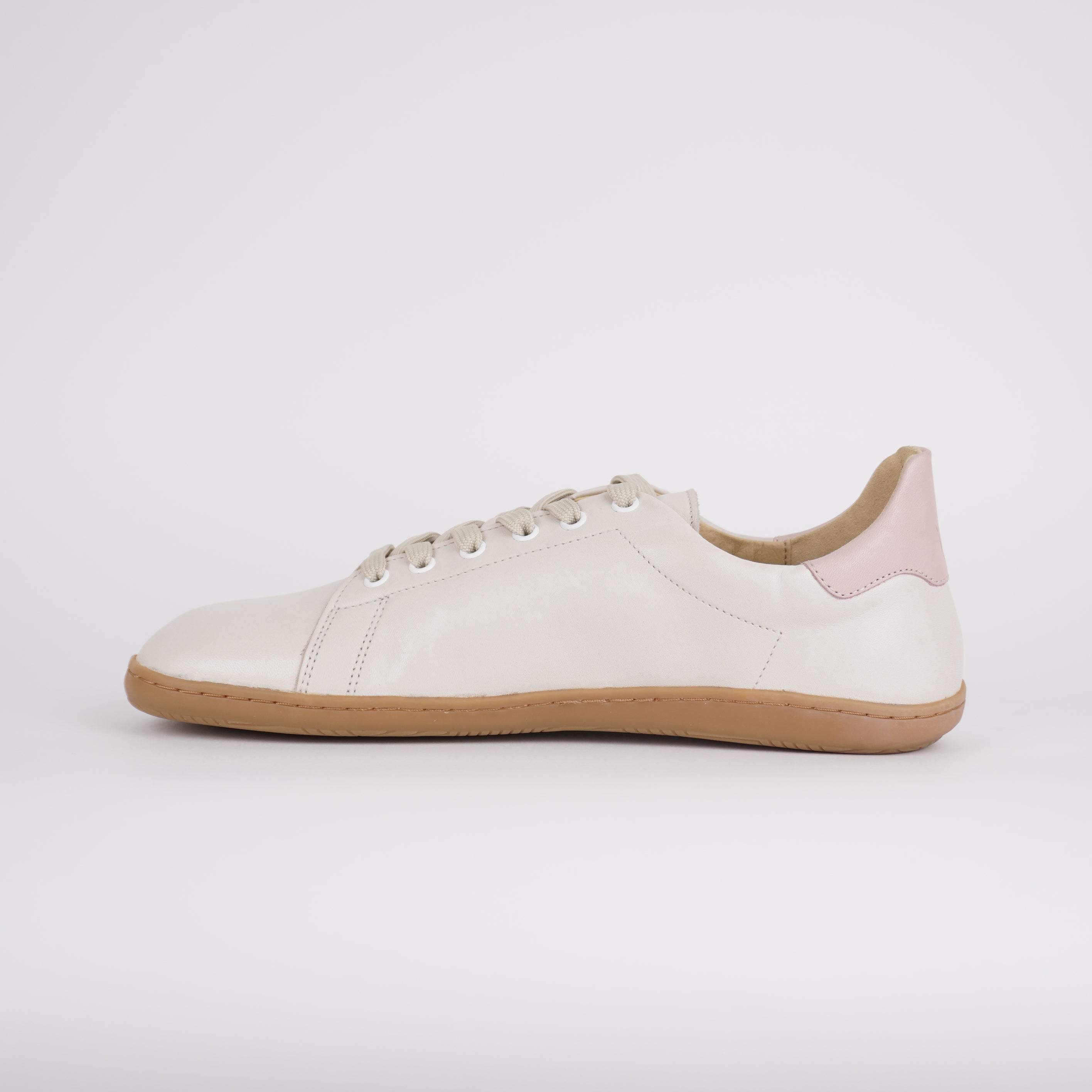 Barfußsneaker für Damen aus Glattleder elfenbein ivory mit Fersenkappe in rosé, Seitenansicht