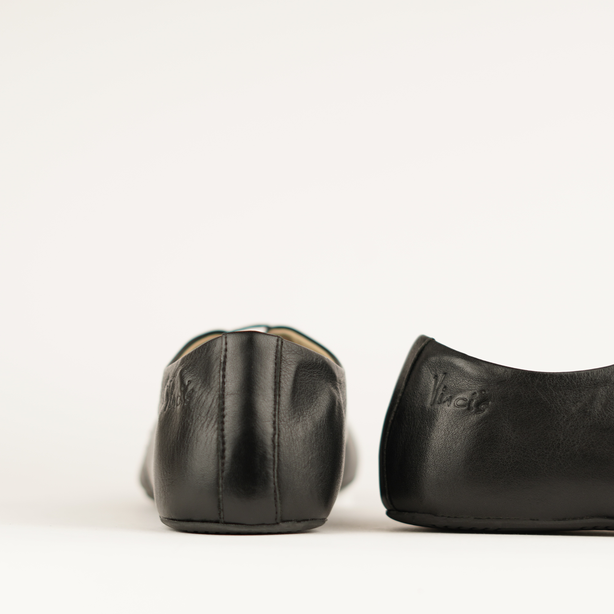 LAYLA black Damen- Barefoot Derby